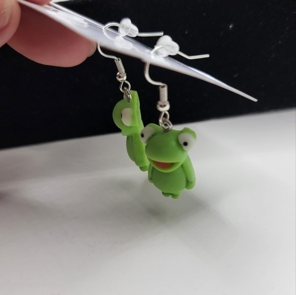 New Frog Earrings - Picture 3 of 3